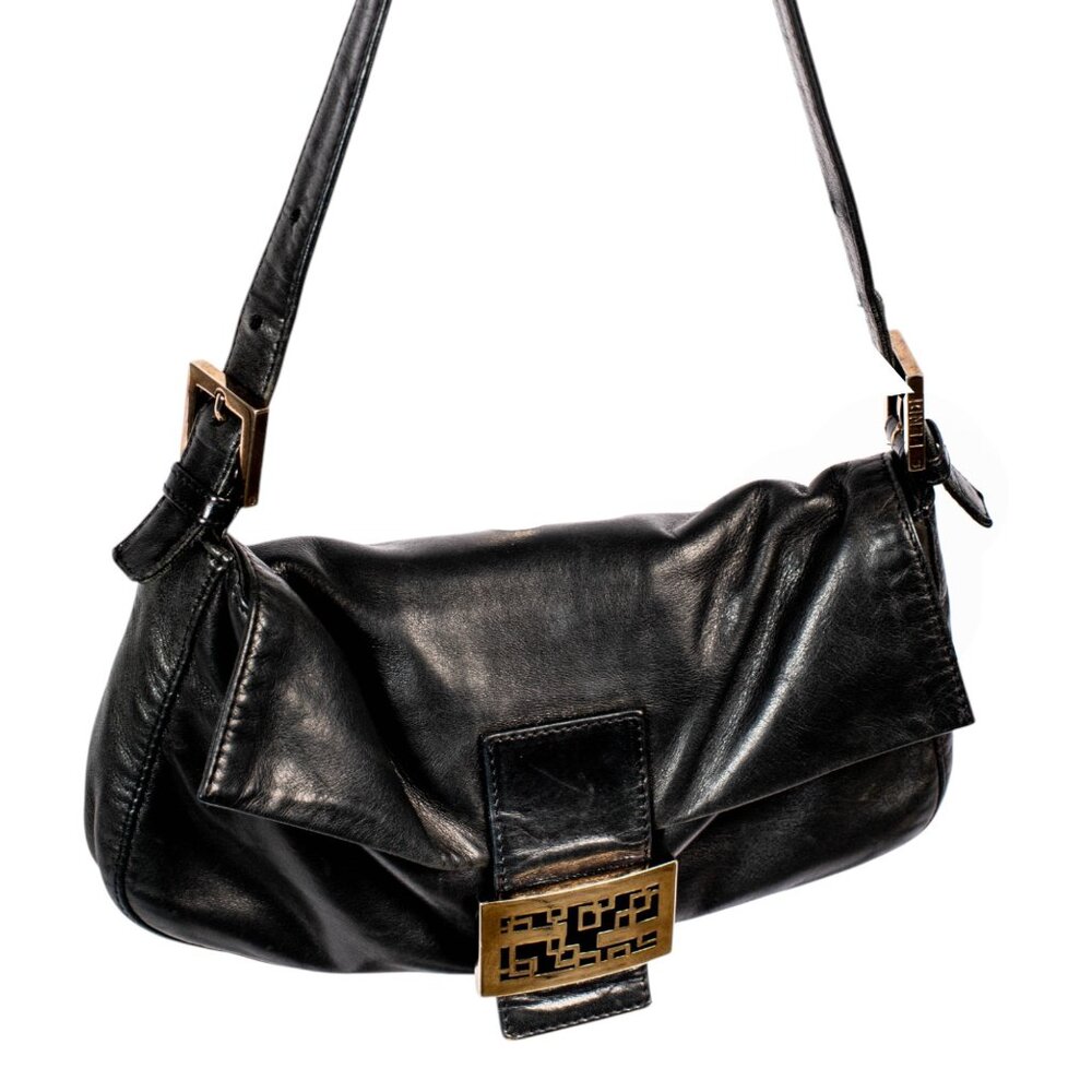 FENDI 2000s BLACK LEATHER BAGUETTE